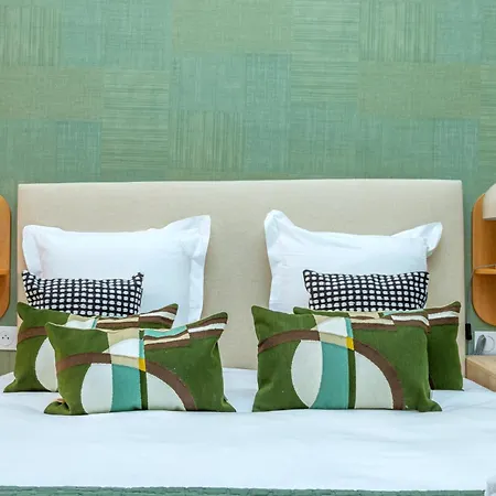 Central, Air-conditioned And Designer - Pereire * Parigi
